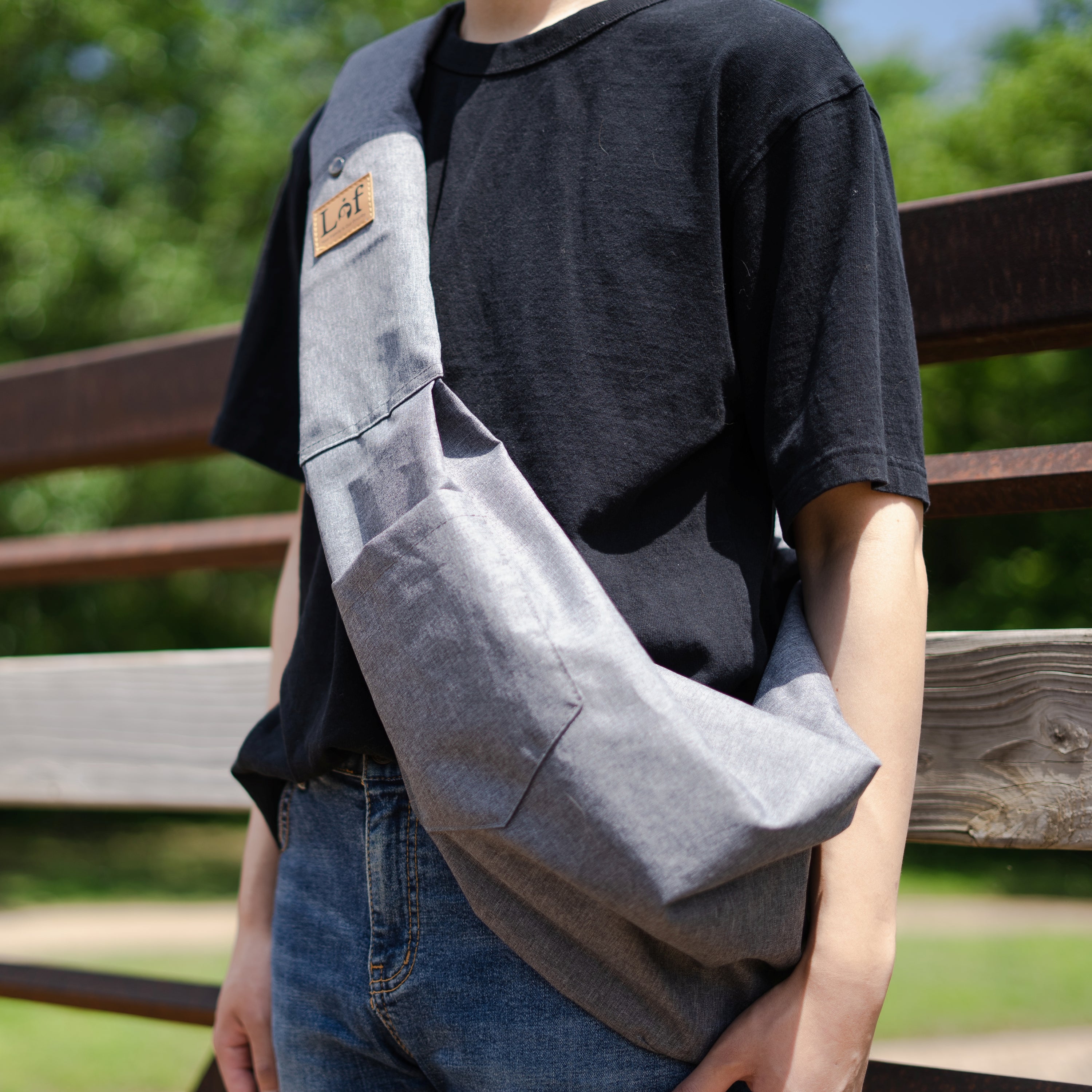 Lof Mesh Pet Sling Bag Carrier